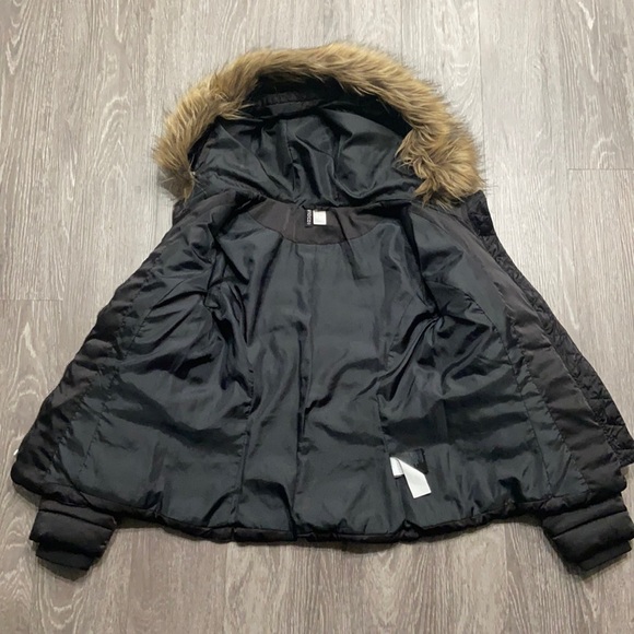 Brown fury hood short coat - Picture 2 of 5